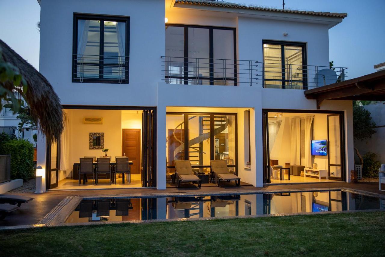 Balinese Villa Agia Napa Buitenkant foto